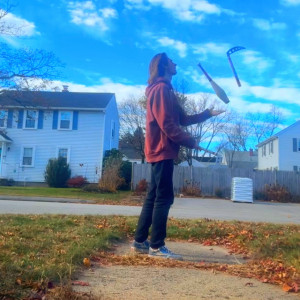 Cirque Colin - Juggler in Manchester, New Hampshire