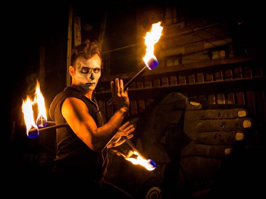 Hire Cirque de la Lune & Cincy Pyro - Variety Entertainer in Cincinnati ...