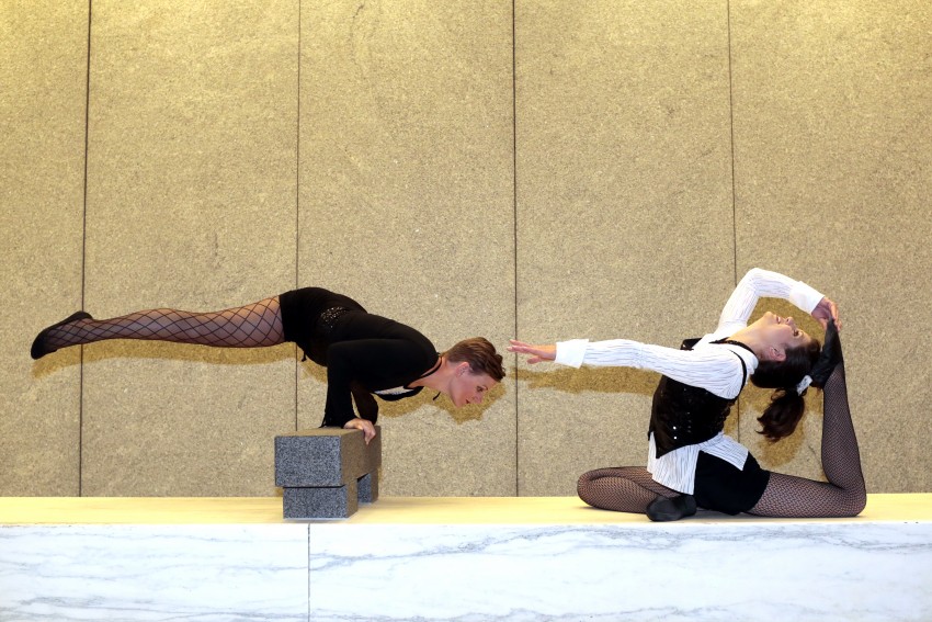 Hire Cirque Wonderland Circus Entertainment in Des Moines, Iowa