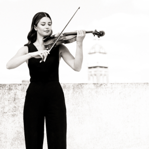 Clare Semes - Violinist in Toronto, Ontario