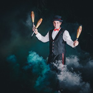 Classic Circus Entertainment - Juggler / Corporate Event Entertainment in West Palm Beach, Florida