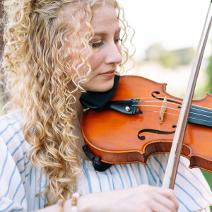 Classical Violin and Fiddle - Violinist in Crownsville, Maryland