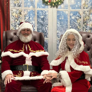 Classy Claus Couple - Santa Claus / Holiday Party Entertainment in Fayetteville, North Carolina