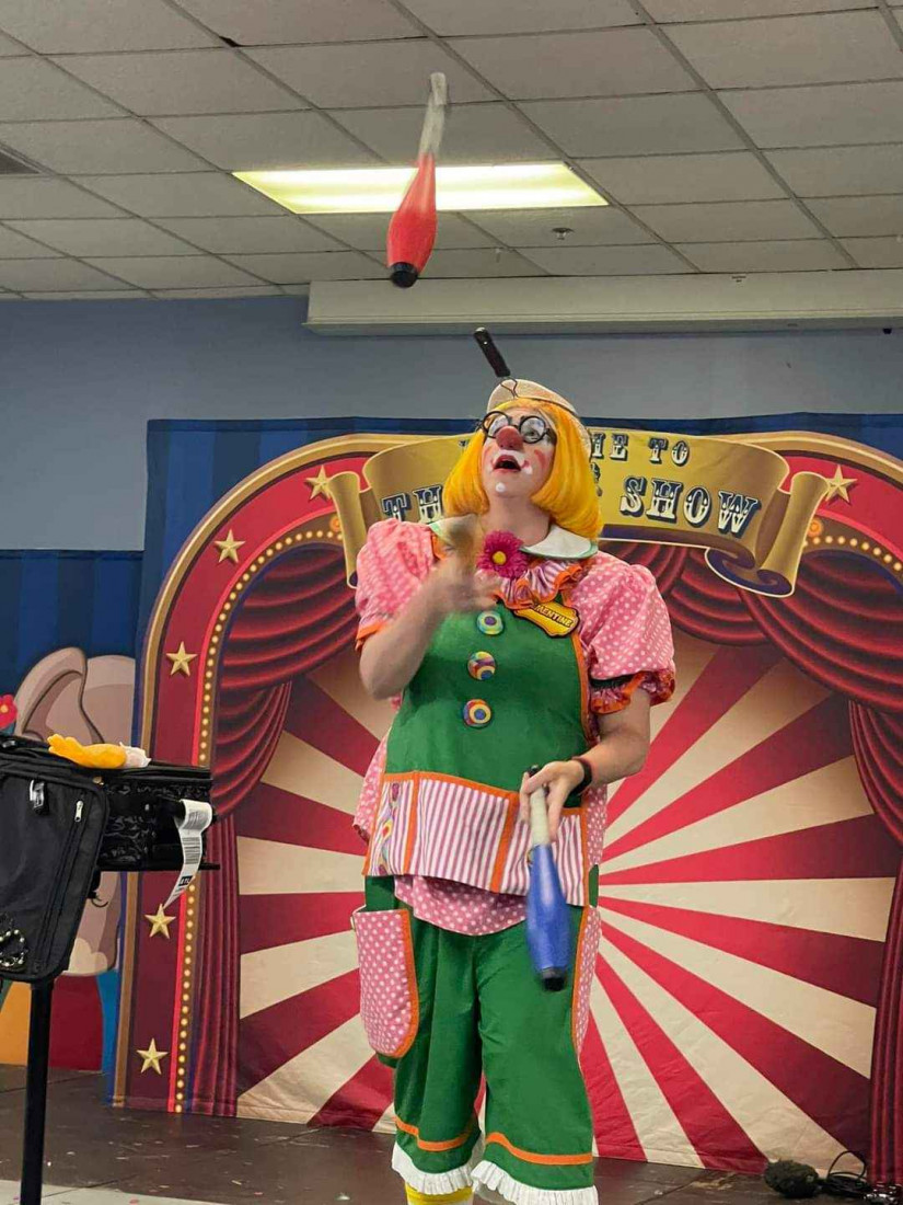 Gallery photo 1 of Clementine the Clown
