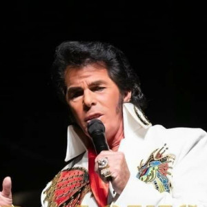 Close to Elvis Presents Rob E. - Elvis Impersonator / Tribute Artist in West Haven, Connecticut