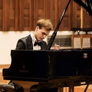 Concert Pianist Andrej Markovich - Pianist in San Francisco, California