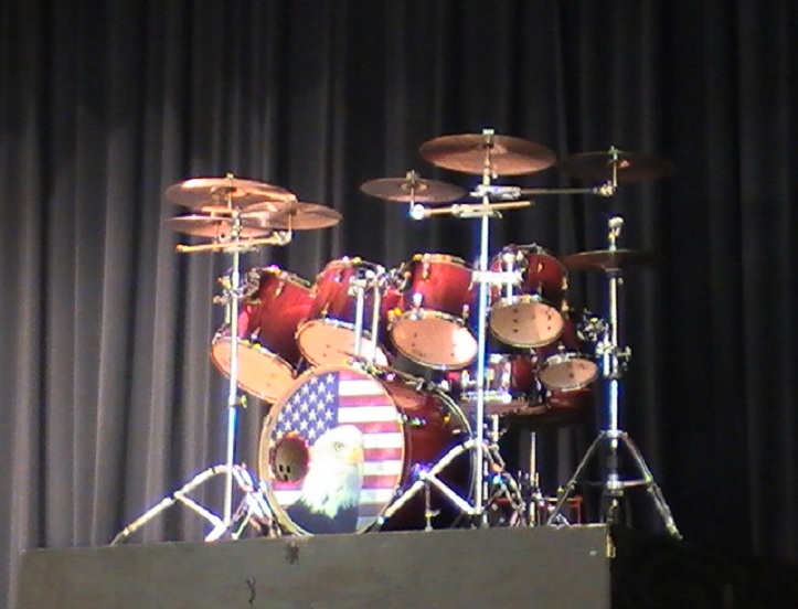 Hire Country Drummer Available Drummer in Nashville, Tennessee