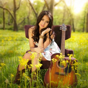 Crissy Harrold - Country Singer in Nashville, Tennessee