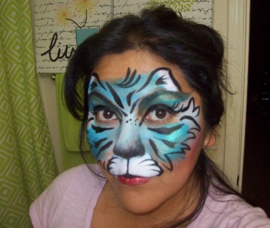 Hire Cute Bee Face Painting - Face Painter in Gilbert, Arizona