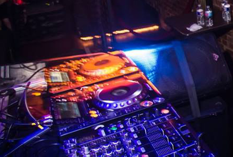 Hire Dallas Event Audio Wedding DJ in Grand Prairie, Texas