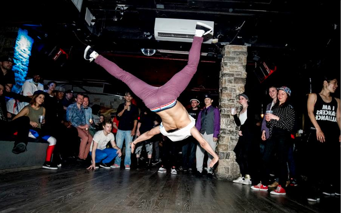 Hire Dance Stylez Entertainment Djs And Breakdancers Break Dancer In