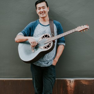 Dane Drewis - Singing Guitarist / Beach Music in Los Angeles, California