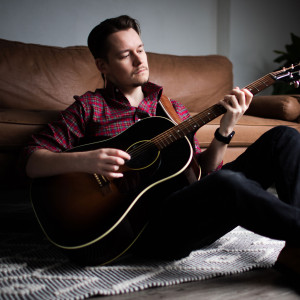 Daniel Humphreys - Singing Guitarist / Singer/Songwriter in Barrie, Ontario