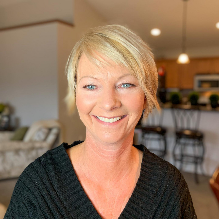 Hire Daniela Kolehouse Makeup Artist Makeup Artist in Grand Rapids