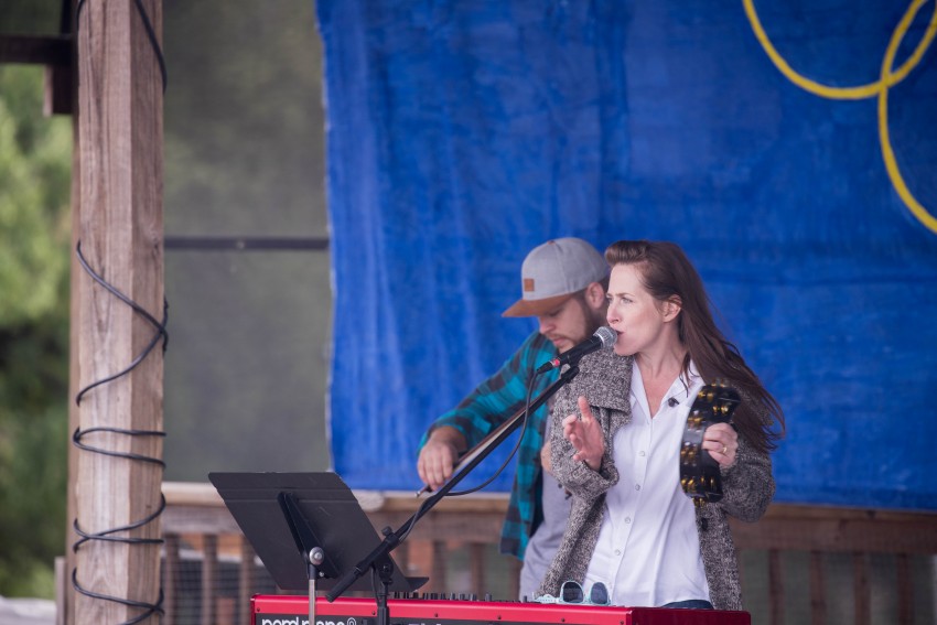 Hire Danielle Noonan Music Singer/Songwriter in Missouri City, Texas