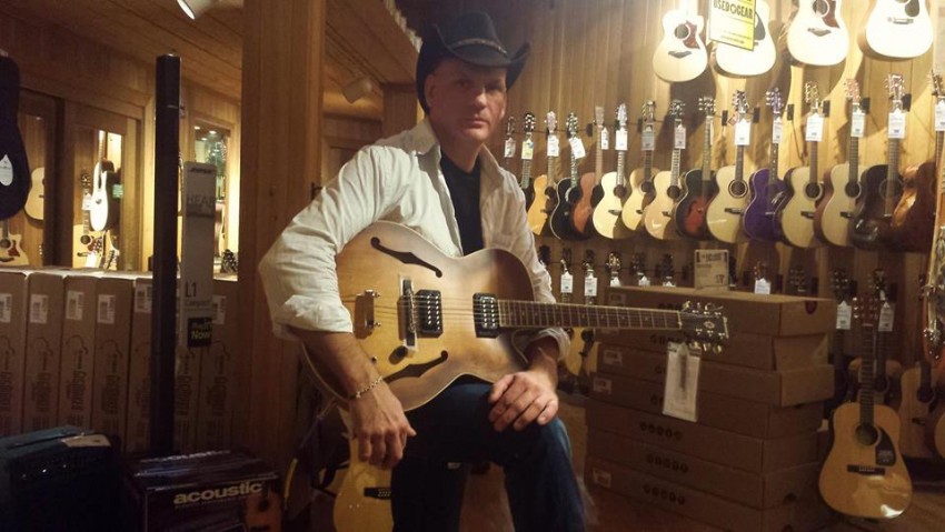 Gallery photo 2 of Darren Shumbo/Country Music Central