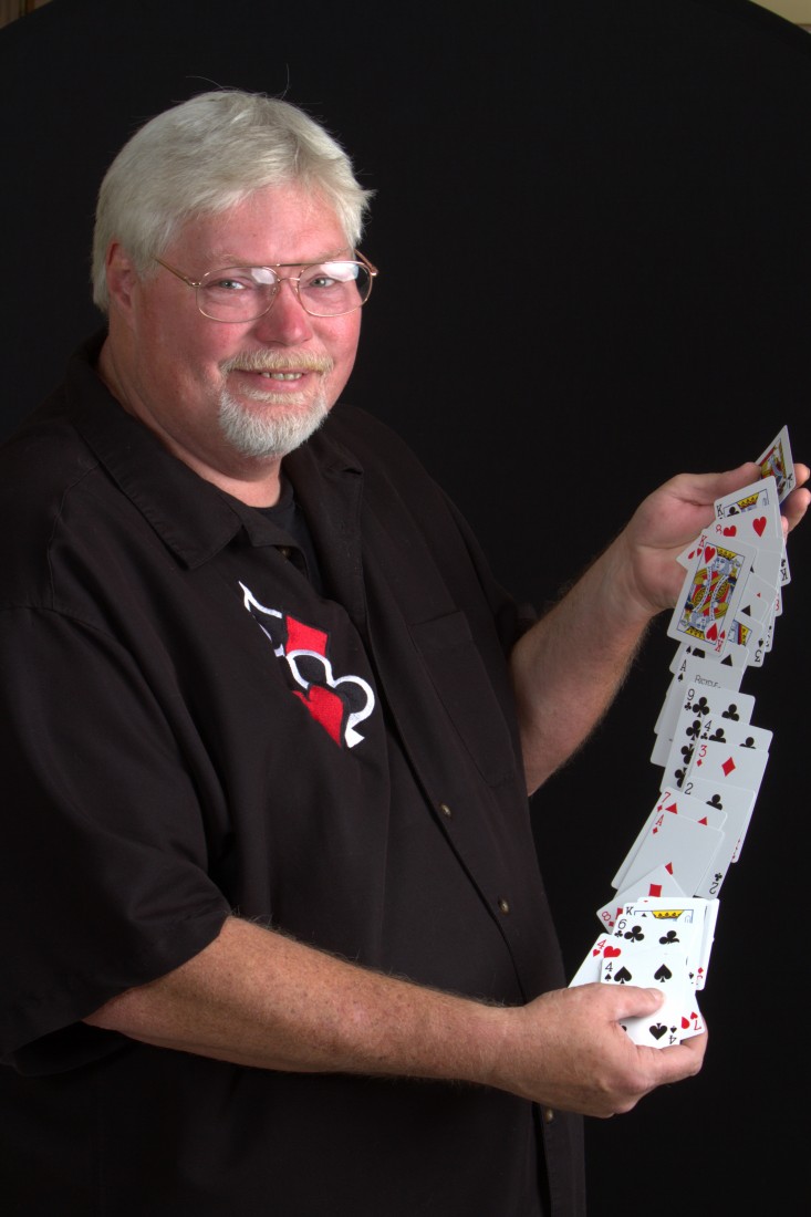Hire Bill DelMar Crowe Comedy Magician in Evansville, Indiana