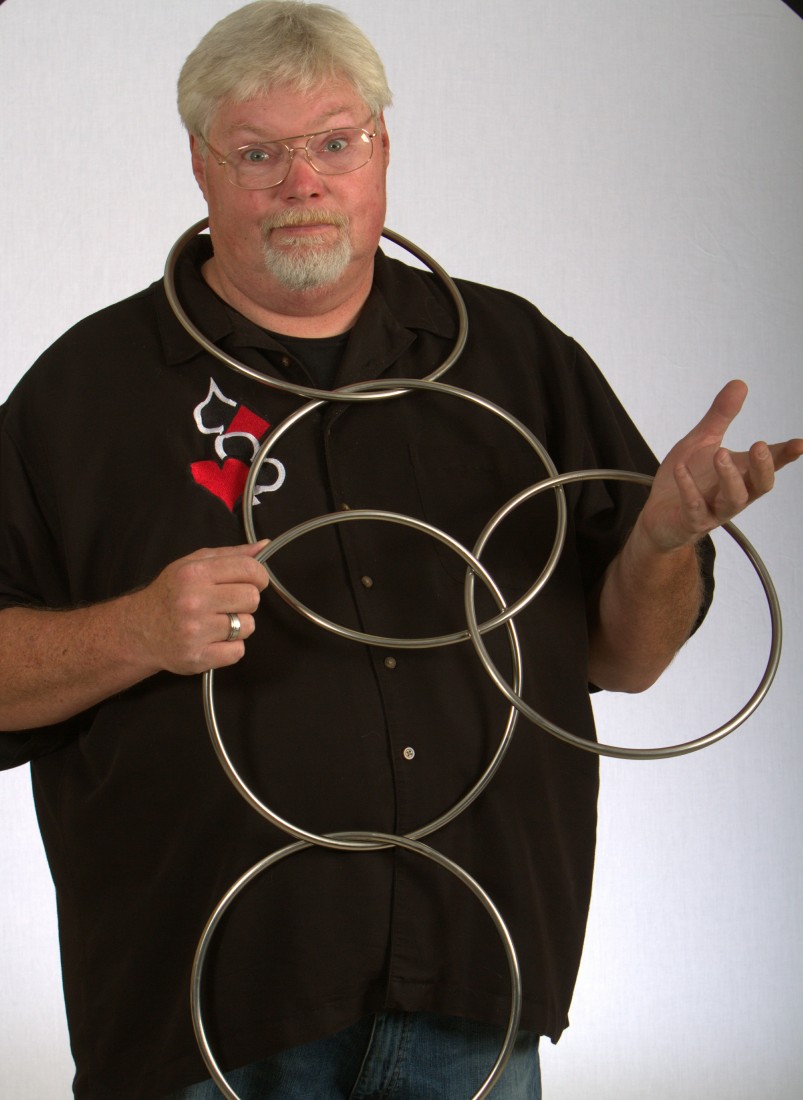 Hire Bill DelMar Crowe Comedy Magician in Evansville, Indiana