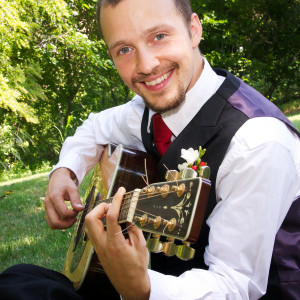 David Elan Kelley: Professional Musical Services - Classical Guitarist in Portland, Oregon