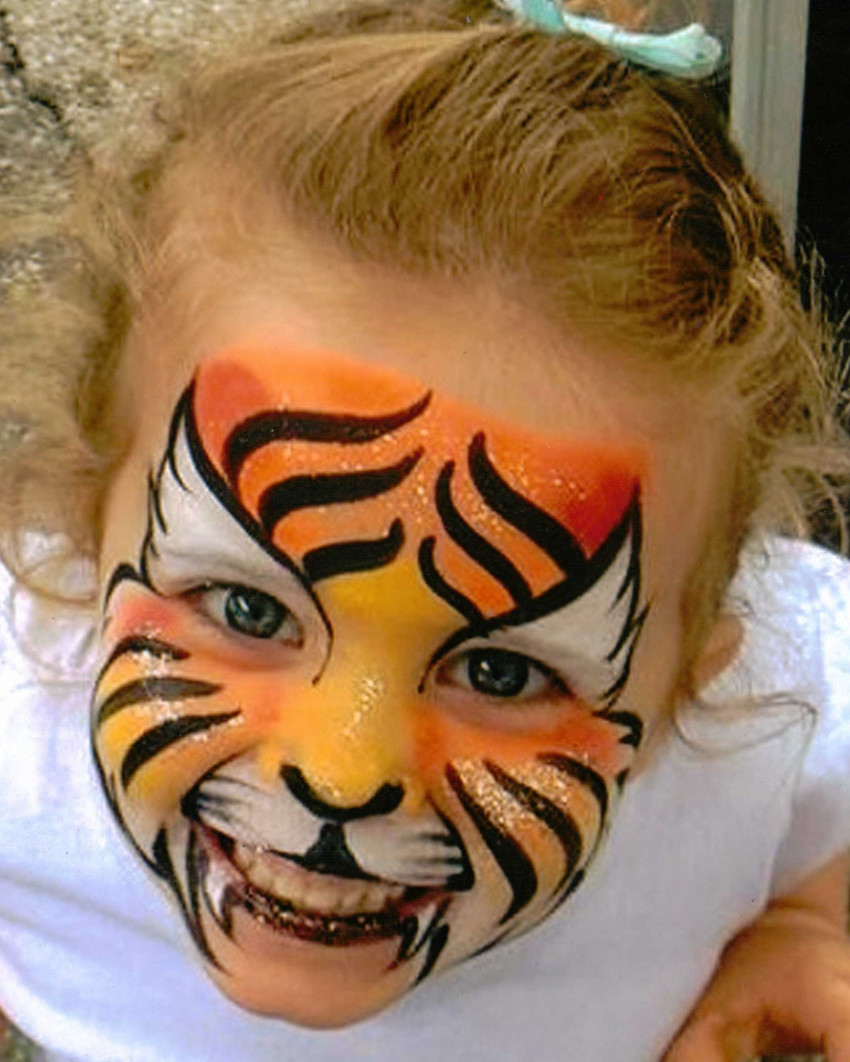 Hire Dawn Crocker World Famous Face Painting Artist - Face Painter in ...