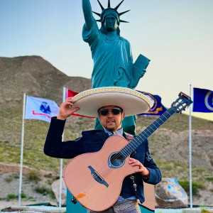 El Charro De New York - Mariachi Band / Guitarist in El Paso, Texas