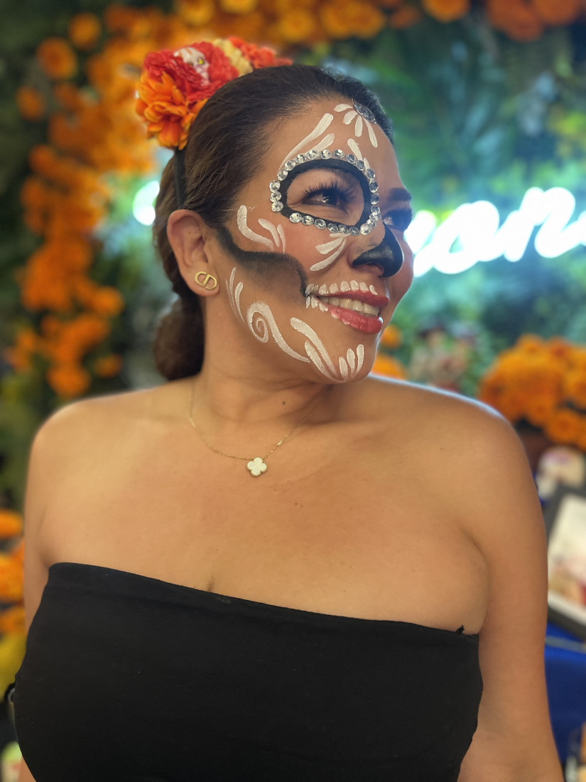 Gallery photo 1 of De Colores Face Painting