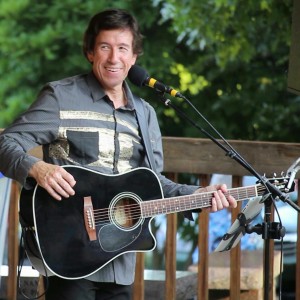 Denny Diamond - Singing Guitarist / Neil Diamond Tribute in Rockford, Illinois