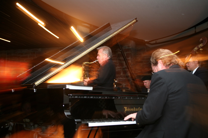 Gallery photo 1 of Denver Jazz Quartet