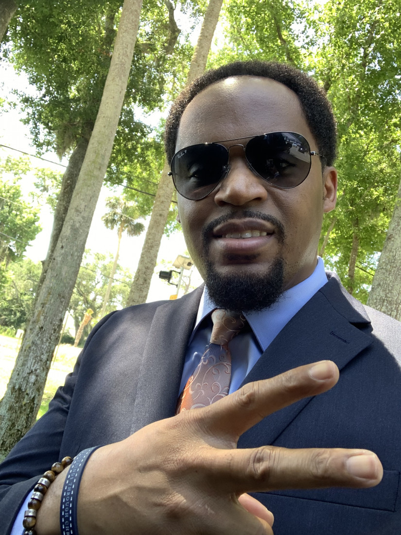 Hire Derrick D Davis Gospel Singer in Daytona Beach, Florida