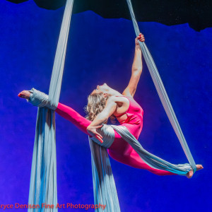 Detroit Circus - Circus Entertainment / Human Statue in Detroit, Michigan