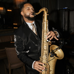 DG Sax - Saxophone Player / Woodwind Musician in Chicago, Illinois