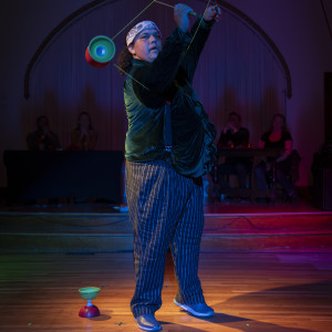 Diabolo aka Chinese yo-yo juggler - Juggler / Corporate Event Entertainment in San Francisco, California