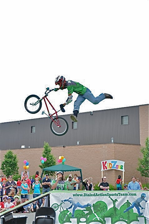 Gallery photo 1 of Dialed Action Sports BMX Stunt Team