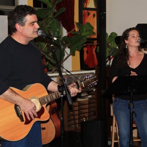 Different Drum - Acoustic Band in Somers, New York
