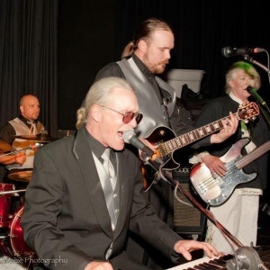 Dino Soars - Wedding Band / Party Band in Chewelah, Washington