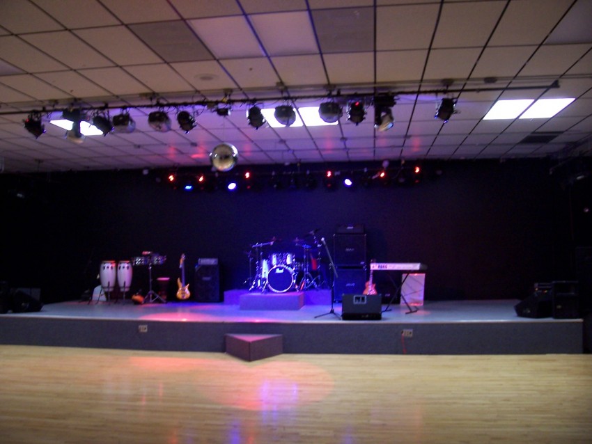Gallery photo 1 of Discount Music Center