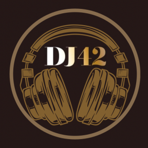 DJ 42