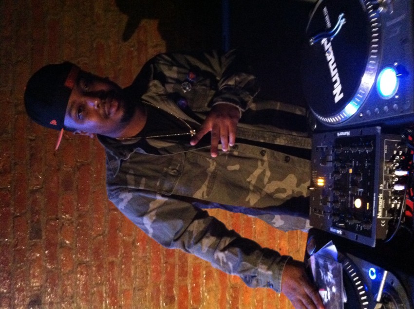 Gallery photo 1 of DJ Akomplish