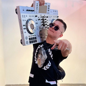 DJ Buller - DJ in Miami, Florida