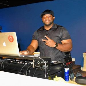 DJ Chuck Deezy - Mobile DJ in Oklahoma City, Oklahoma