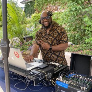 DJ Chuck Deezy - Mobile DJ / Karaoke DJ in Oklahoma City, Oklahoma