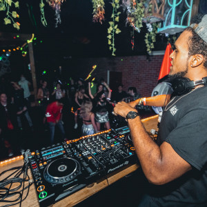 DJ Clutch - DJ / Corporate Event Entertainment in Orlando, Florida