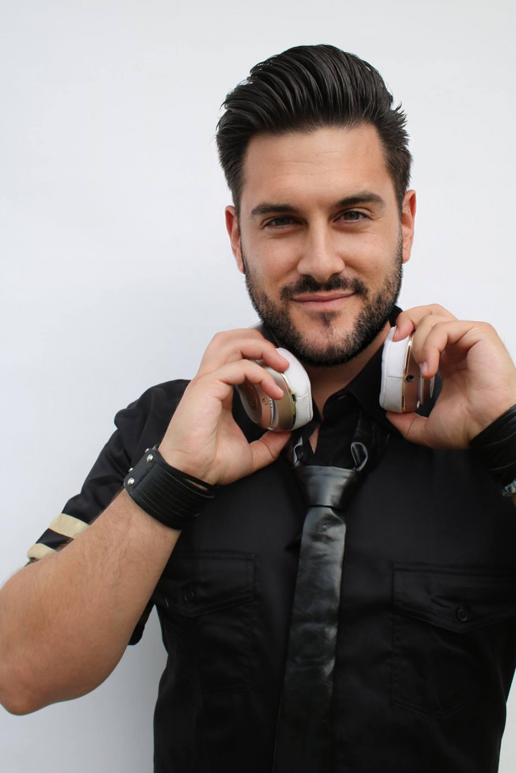 Gallery photo 1 of DJ Joey D