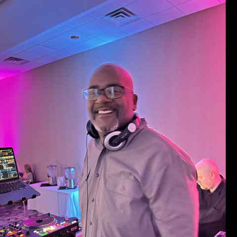 Hire DJ KMP Productions - Mobile DJ in Beaumont, California