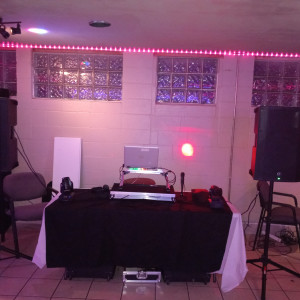 DJ Phil - Mobile DJ / Outdoor Party Entertainment in Youngstown, Ohio