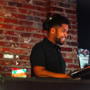 DJ Reggie Fields - DJ in Cleveland, Ohio