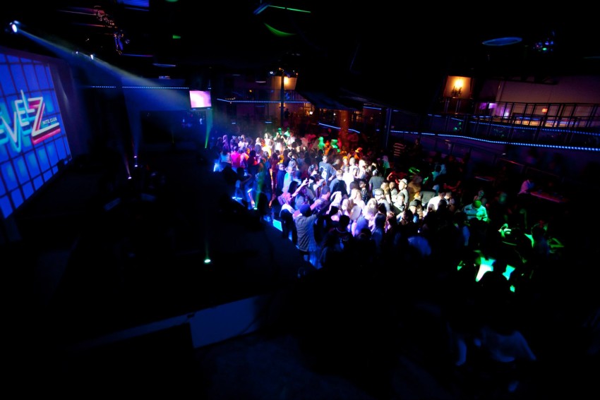 Hire DJ Salt Shaker DJ in Melbourne, Florida