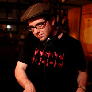 DJ Vinnie Esparza - DJ in San Francisco, California