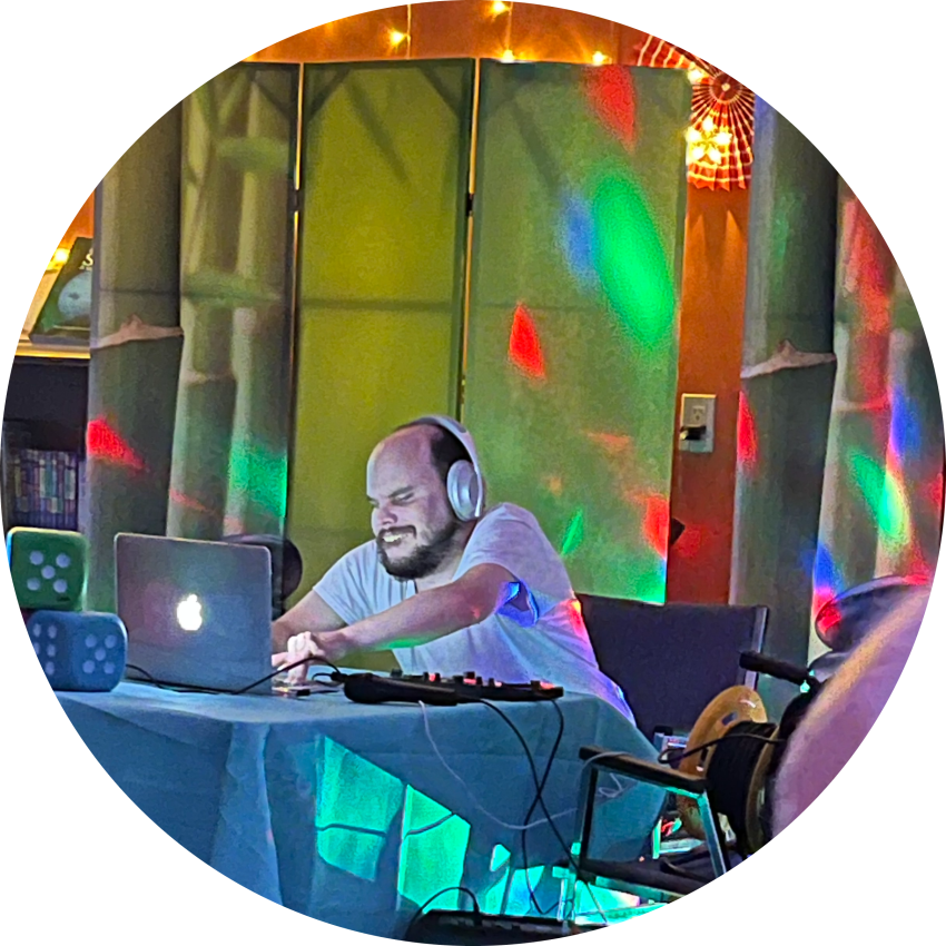 Gallery photo 1 of DJb-Rad
