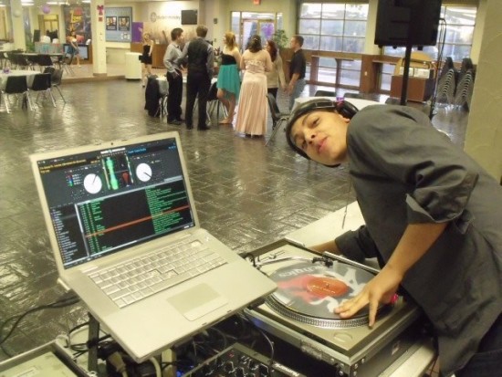 Gallery photo 2 of DJMixIt